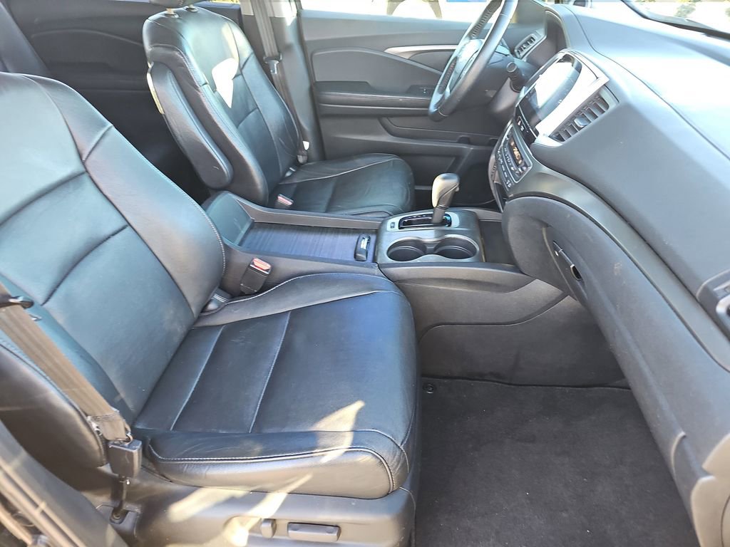Used 2017 Honda Pilot EX-L image 12
