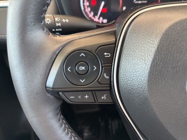 Used 2025 Toyota RAV4 XLE w/ Weather Package image 17