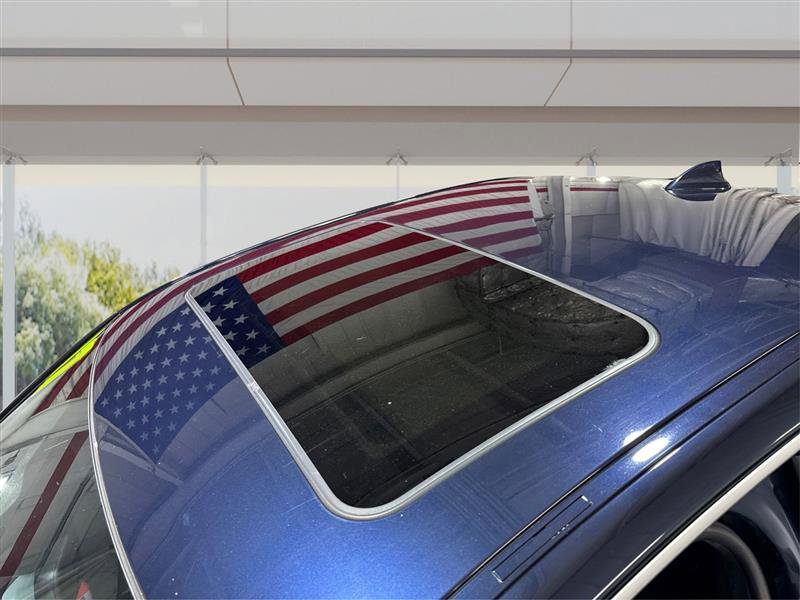 Used 2017 BMW 330i xDrive Sedan image 11