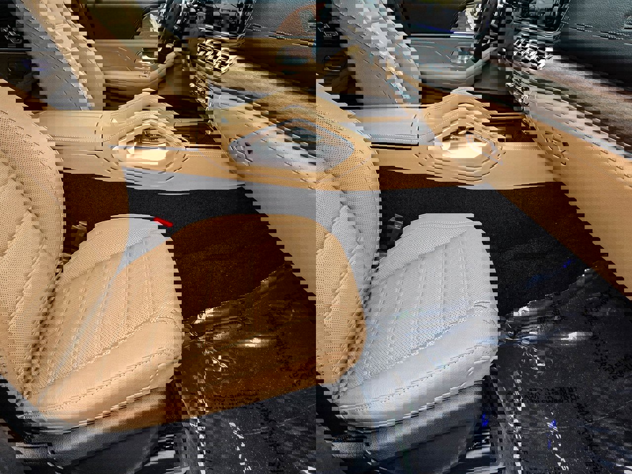 New 2026 Mercedes-Benz GLS 580 4MATIC image 36