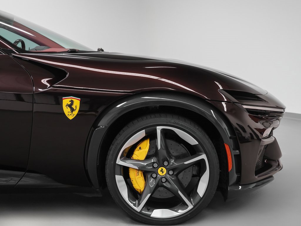 Used 2025 Ferrari Purosangue image 9
