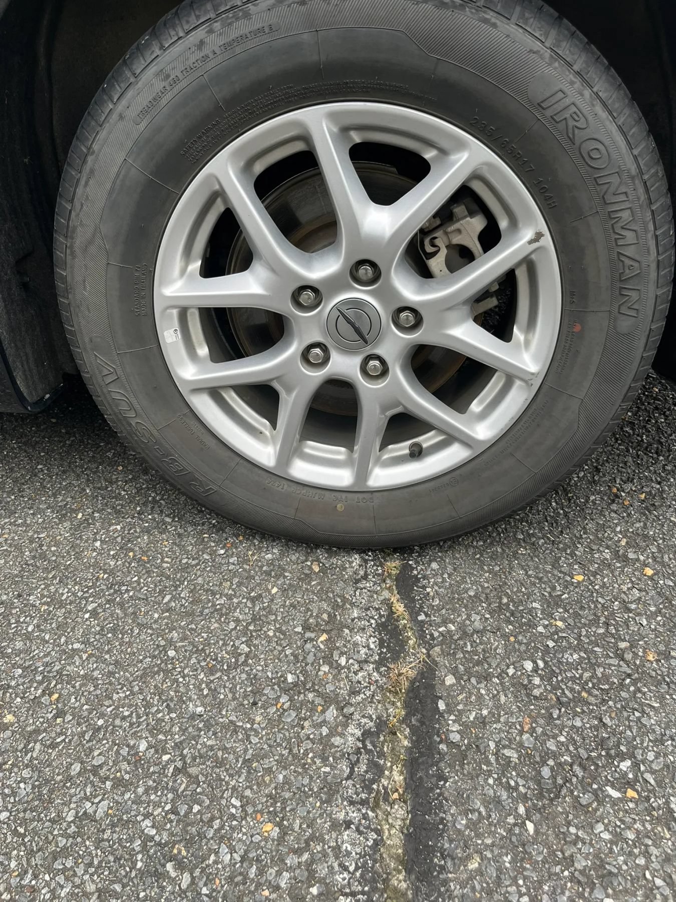 Used 2023 Chrysler Pacifica Touring-L FWD image 13