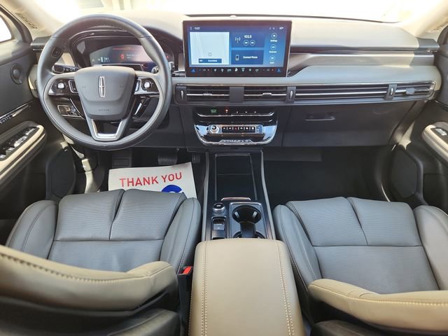 Used 2024 Lincoln Corsair Reserve w/ Equipment Group 202A image 11