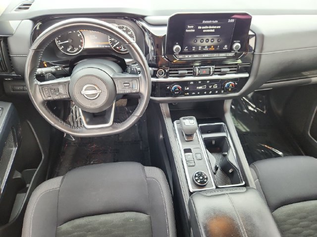 Certified 2024 Nissan Pathfinder SV AWD/4WD image 10