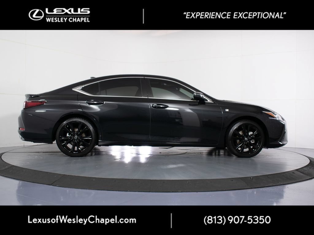 Used 2024 Lexus ES 350 F Sport w/ Accessory Package (Z2) FWD image 4