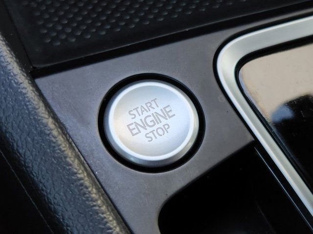 Used 2020 Volkswagen Jetta R-Line image 8