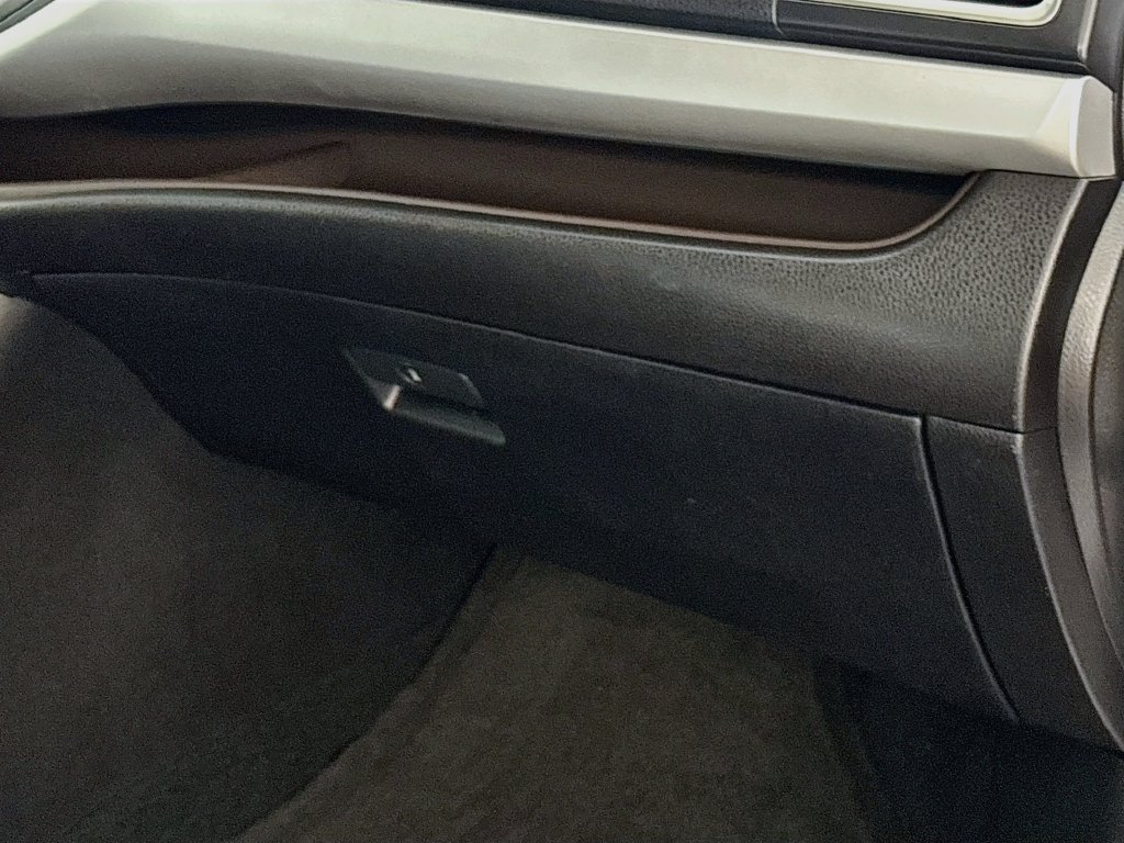 Used 2019 Toyota Highlander XLE AWD/4WD image 31