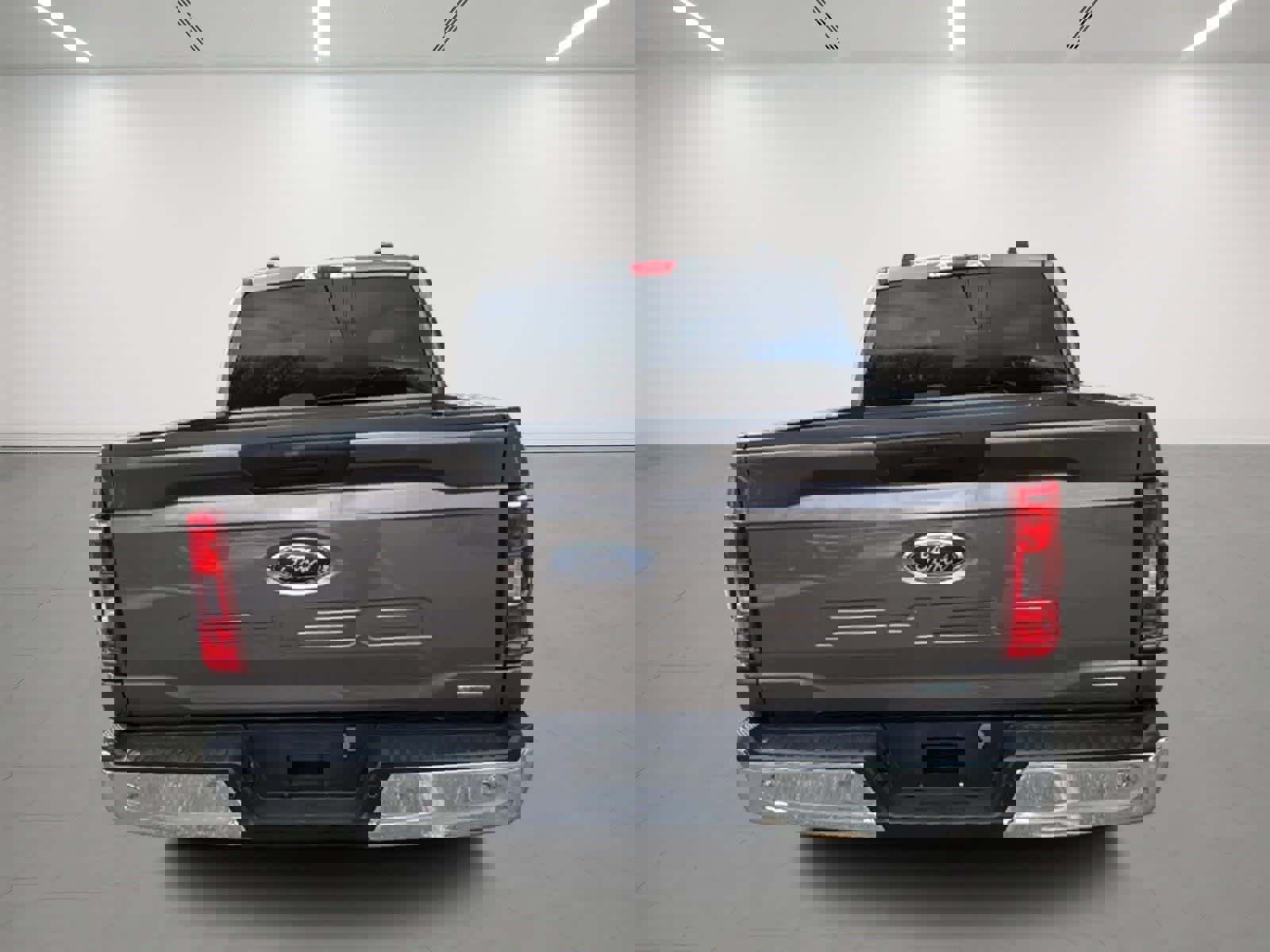 Used 2023 Ford F150 XLT image 4