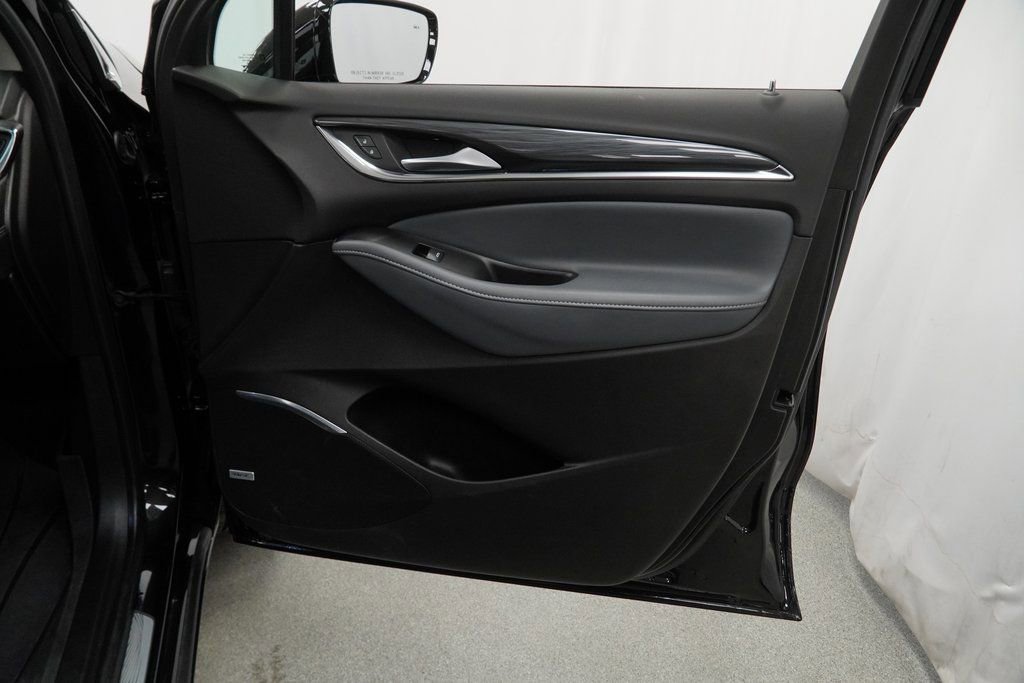 Used 2021 Buick Enclave Essence w/ Sport Touring Edition image 45