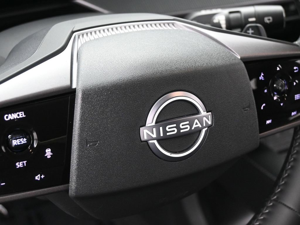 Used 2025 Nissan Murano SV image 12