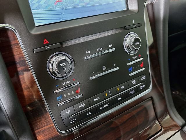 Used 2016 Lincoln Navigator Reserve AWD/4WD image 18