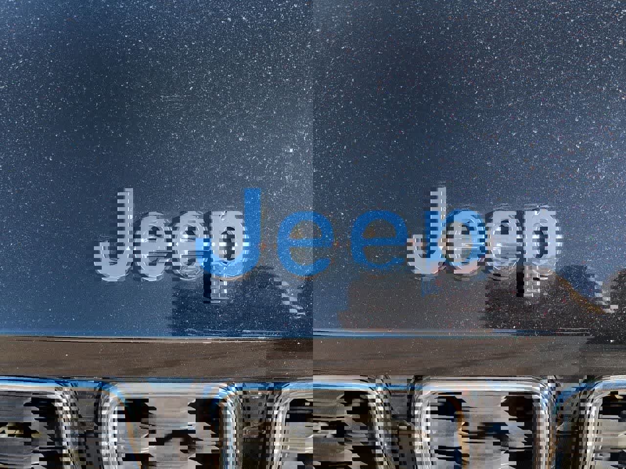 Used 2022 Jeep Grand Cherokee Limited image 11