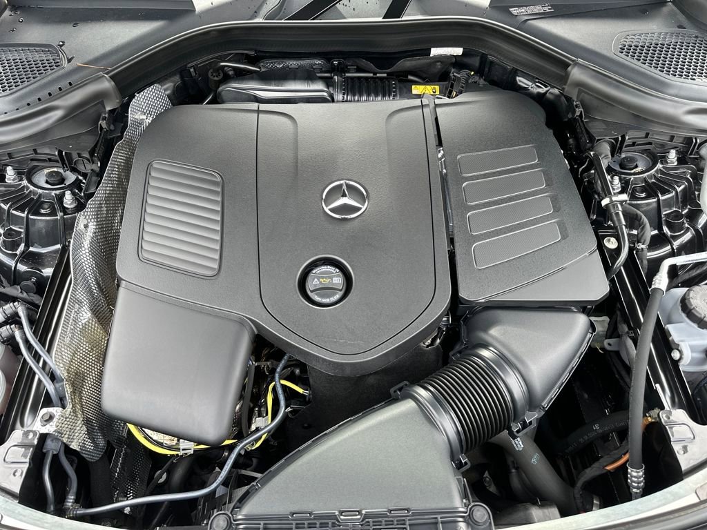 Certified 2025 Mercedes-Benz GLC 300 4MATIC image 17