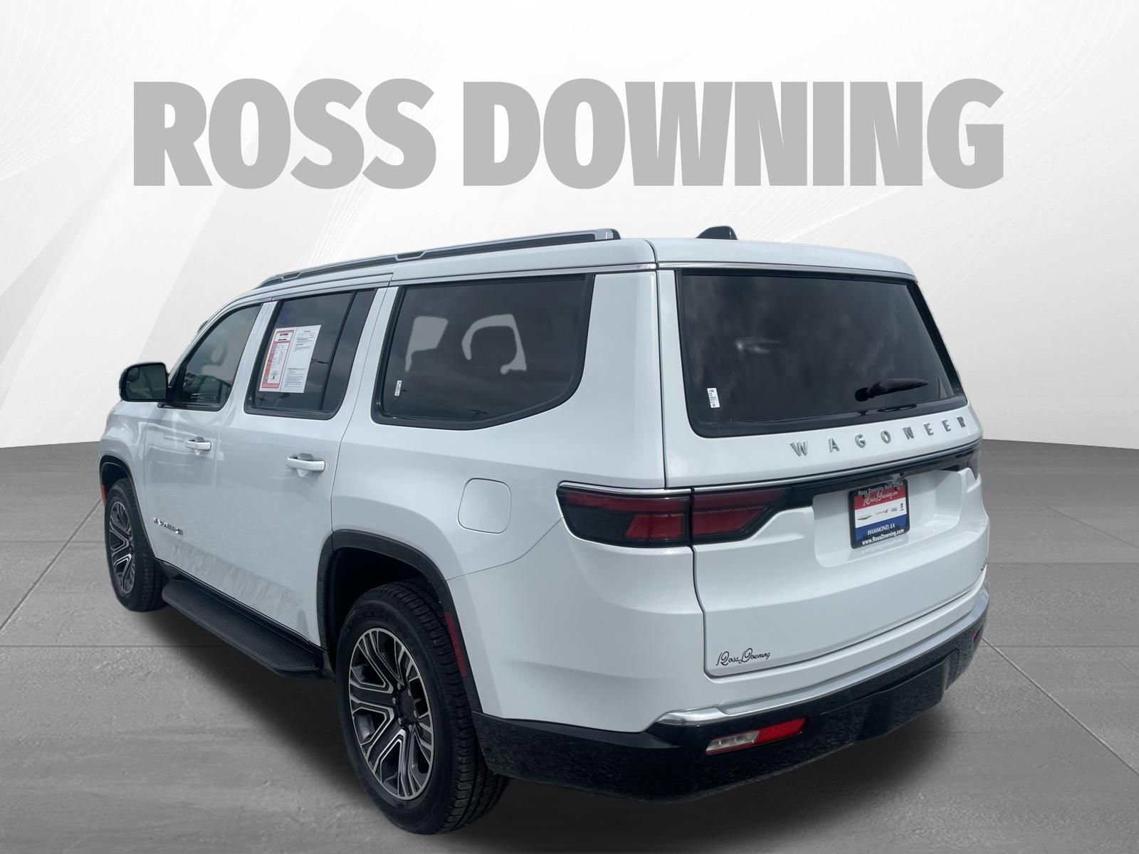 Used 2024 Jeep Wagoneer Series II w/ Flexible Seating Group image 6