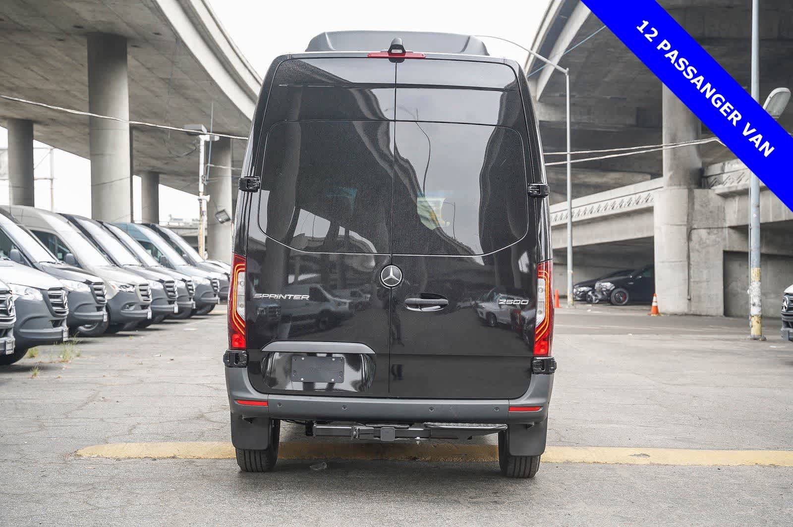 Used 2024 Mercedes-Benz Sprinter 2500 image 7