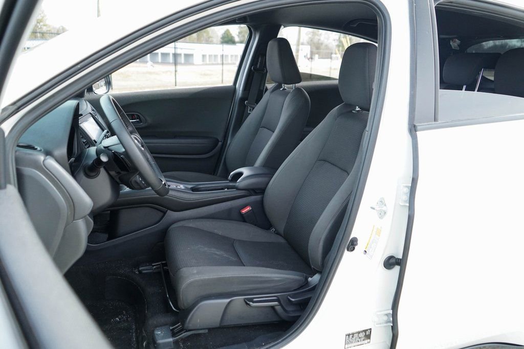 Used 2022 Honda HR-V Sport image 7