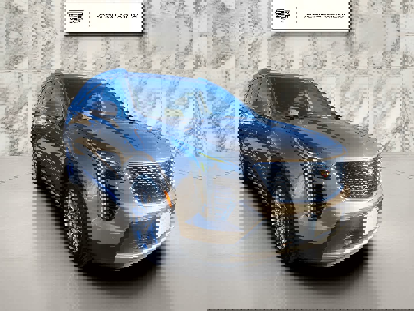 Used 2020 Cadillac XT4 Premium Luxury image 3