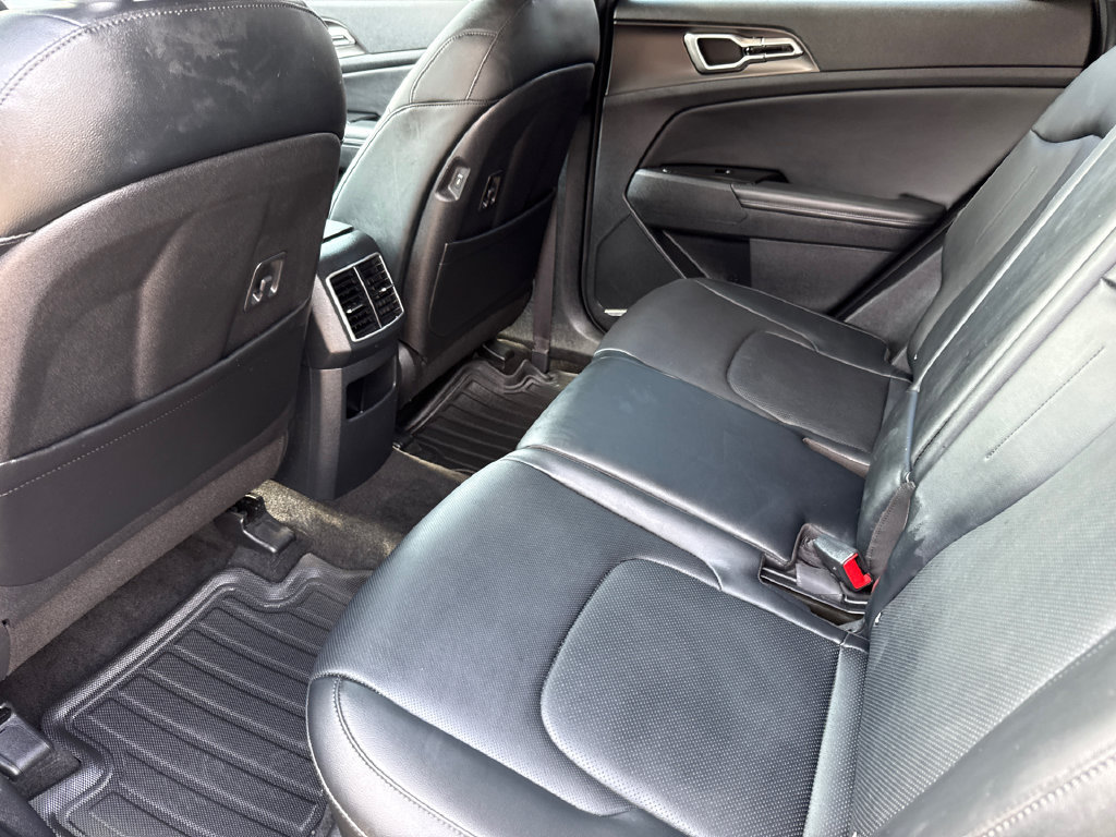 Used 2023 Kia Sportage EX FWD image 17