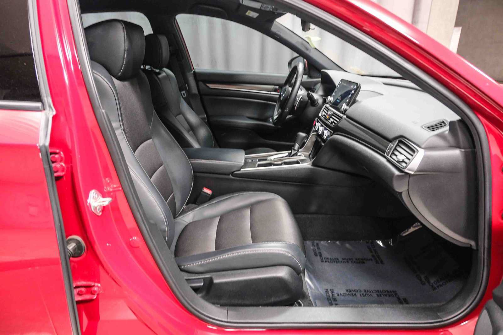 Used 2018 Honda Accord Sport image 22