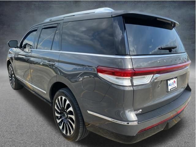 Used 2023 Lincoln Navigator Black Label AWD/4WD image 10