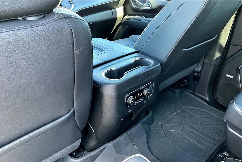 Used 2022 Chevrolet Tahoe Premier AWD/4WD image 12