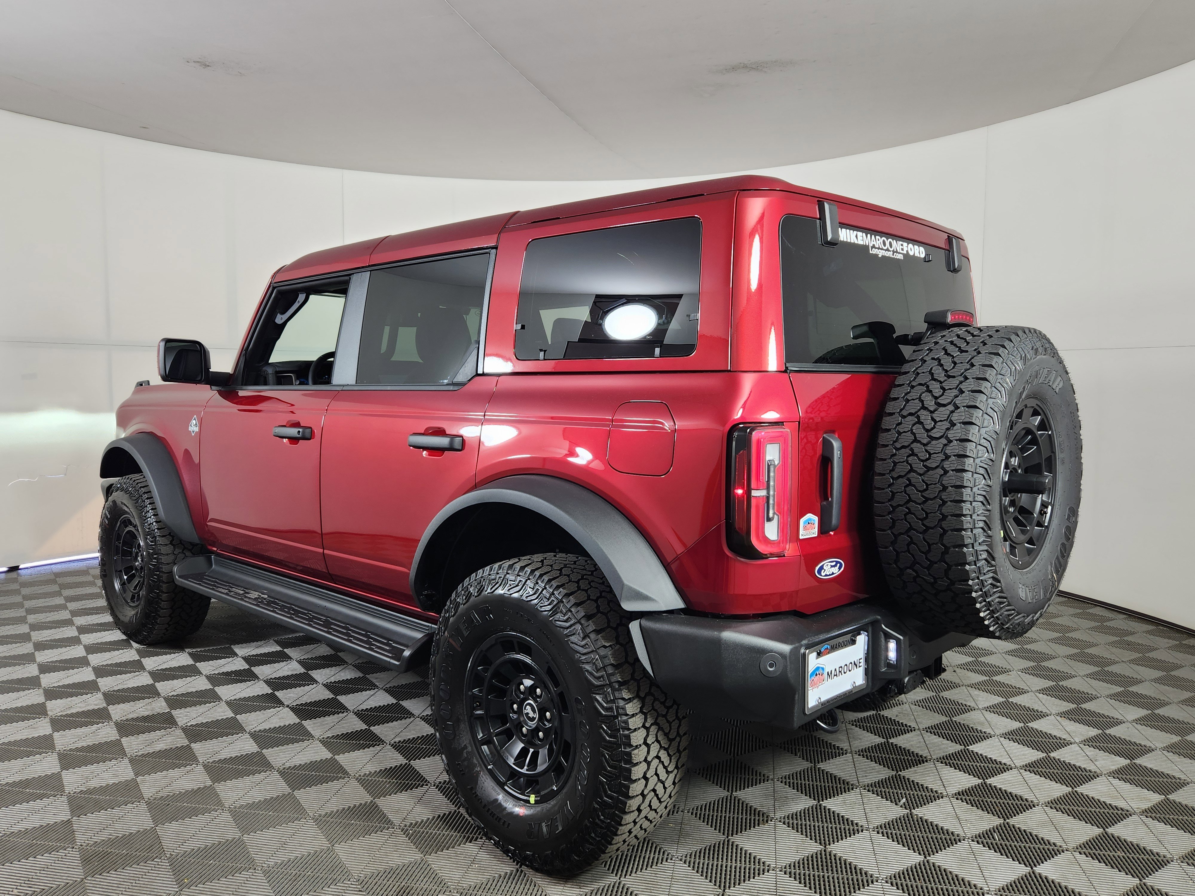New 2026 Ford Bronco Outer Banks w/ Sasquatch Package AWD/4WD image 5