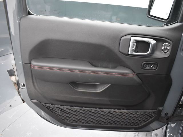 New 2026 Jeep Wrangler Unlimited Rubicon w/ Xtreme 35 Tire Package image 13