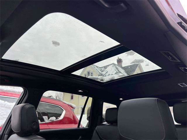 Used 2024 Cadillac XT6 Premium Luxury image 17