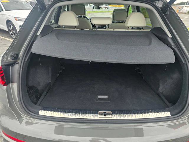 Used 2023 Audi Q3 2.0T Premium Plus w/ Premium Plus Package image 17