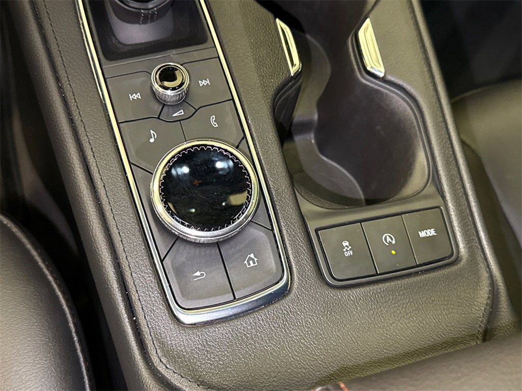 Used 2022 Cadillac XT4 Sport w/ Safety Alert Package image 28