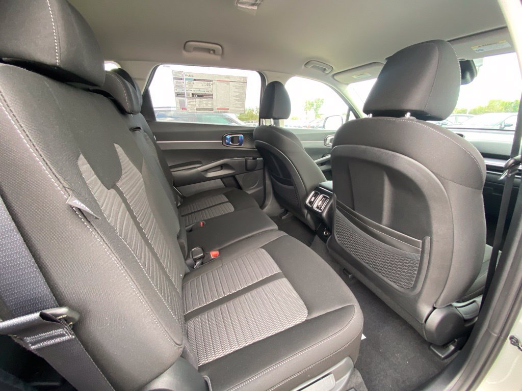 New 2026 Kia Sorento LX FWD image 23