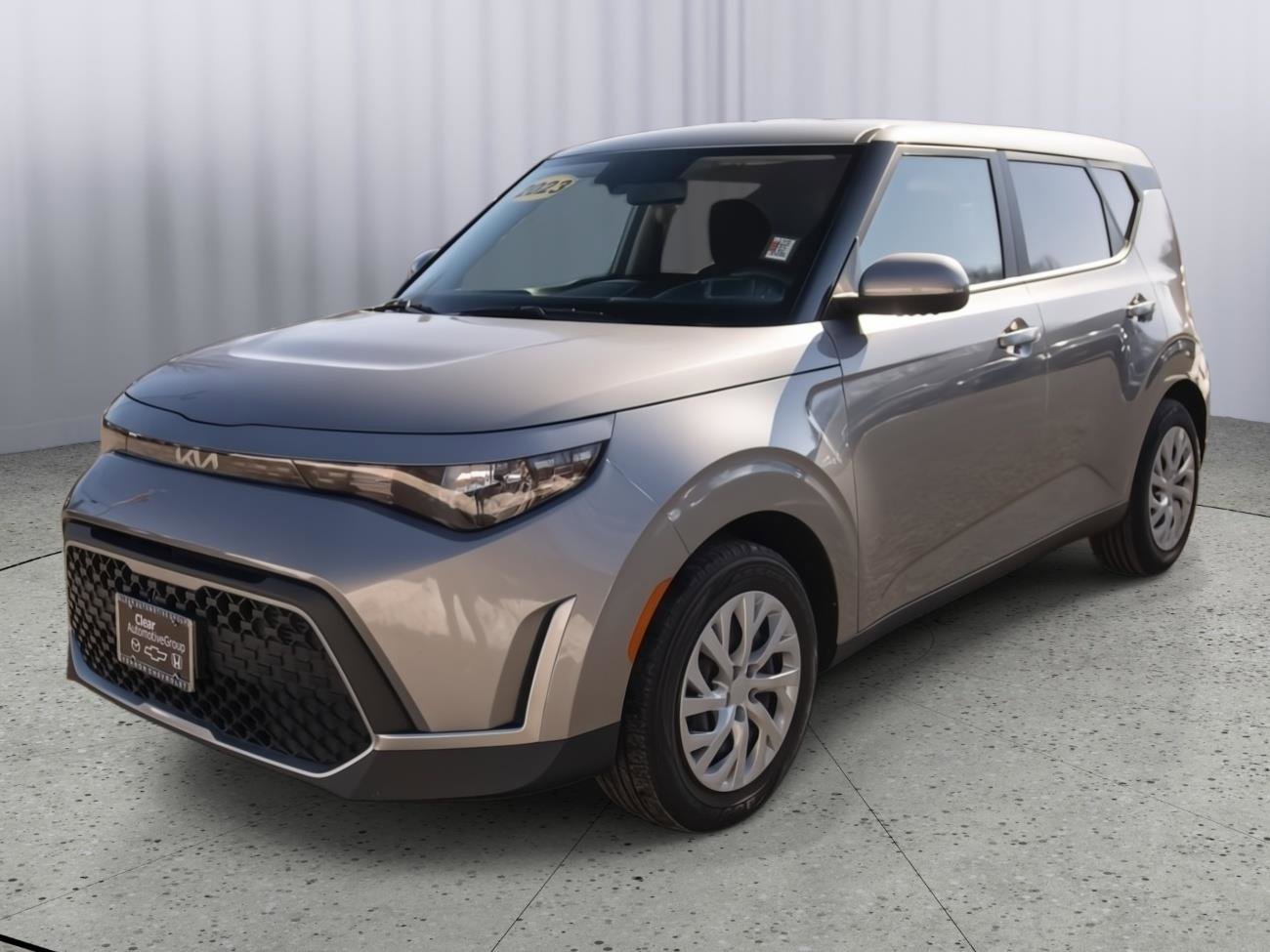 Used 2023 Kia Soul LX FWD image 18