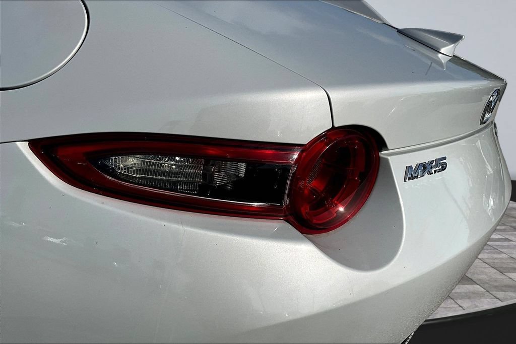 Used 2017 MAZDA MX-5 Miata RF Grand Touring RWD image 22
