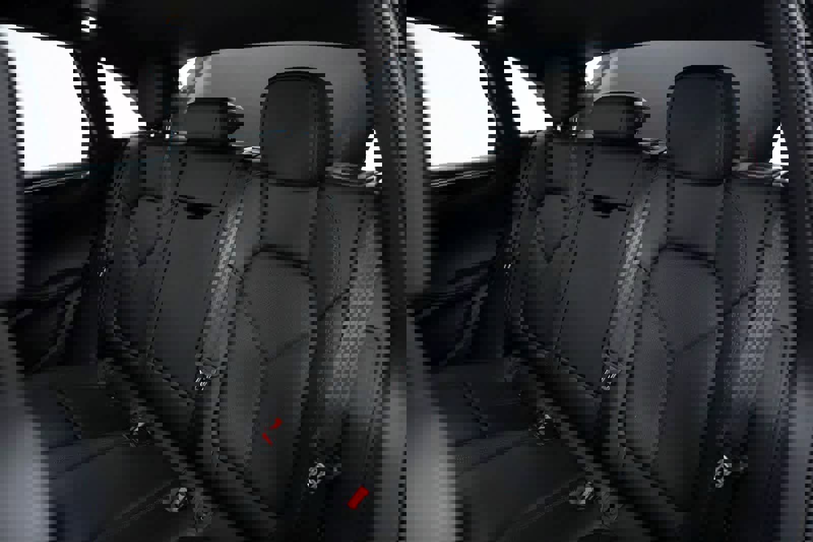 Certified 2025 Porsche Macan image 30