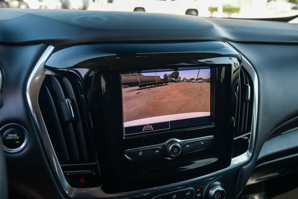 Used 2021 Chevrolet Traverse LS FWD image 24
