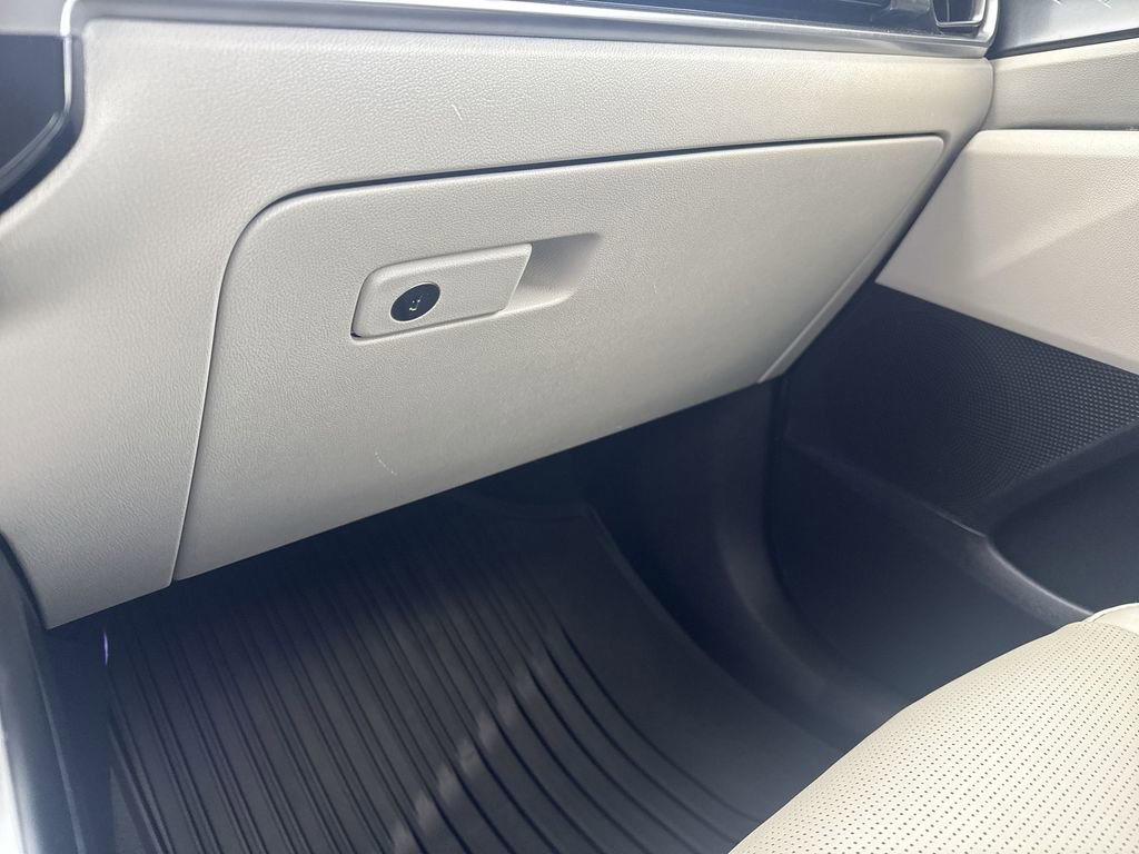 Used 2024 Kia Sorento S w/ Panoramic Sunroof Package AWD/4WD image 45