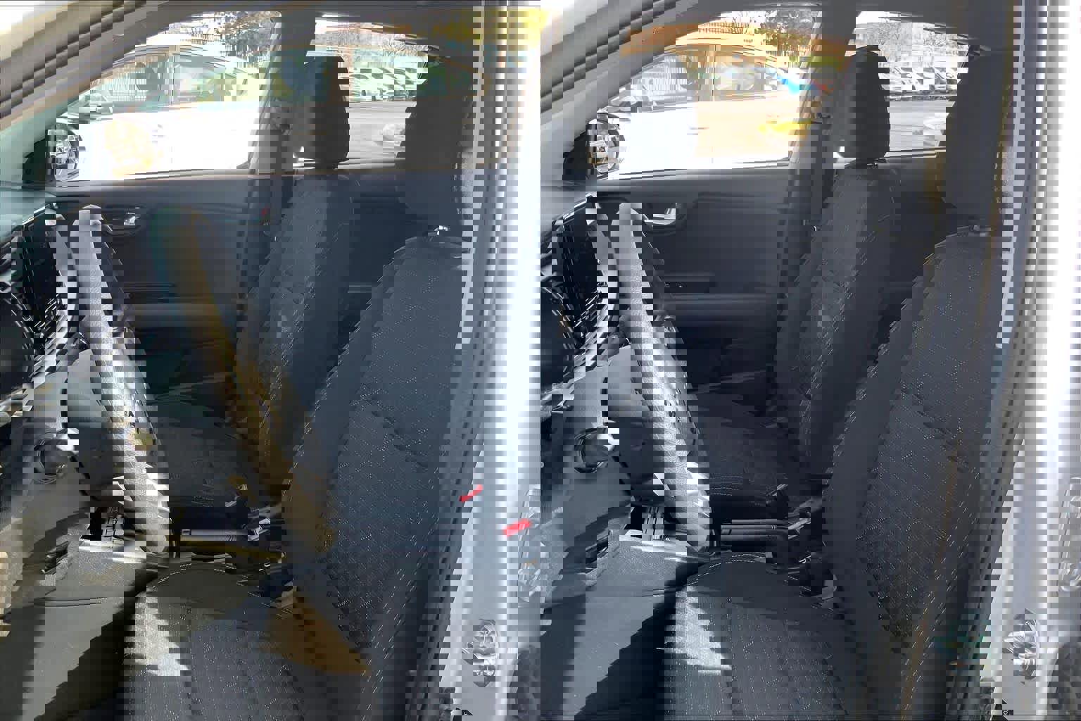 Used 2023 Kia Rio LX image 9