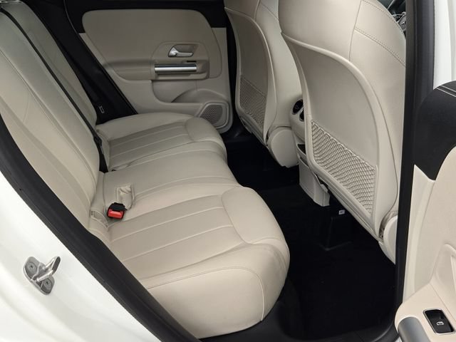 Used 2025 Mercedes-Benz GLA 250 image 15