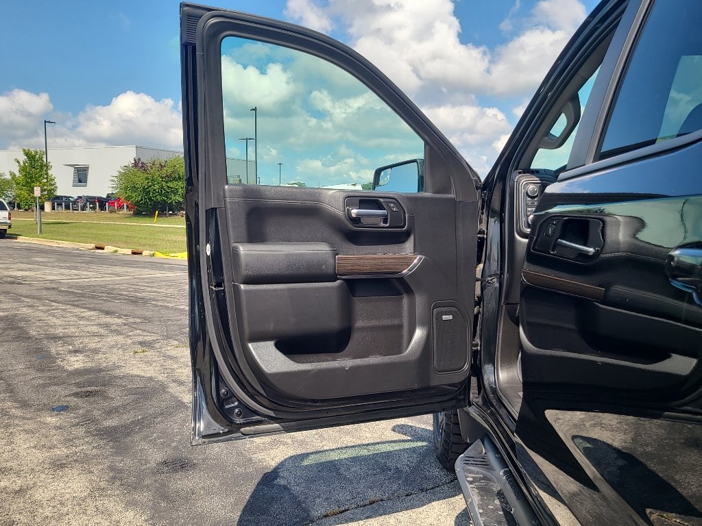 Used 2019 Chevrolet Silverado 1500 LT Trail Boss AWD/4WD image 10