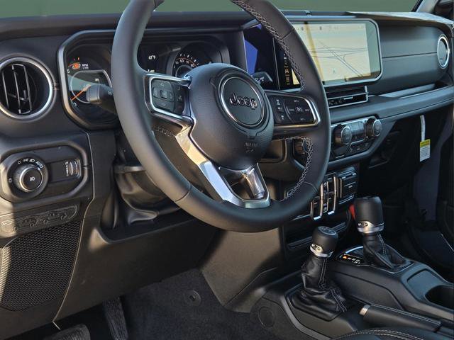 New 2026 Jeep Wrangler Unlimited Sahara AWD/4WD image 17