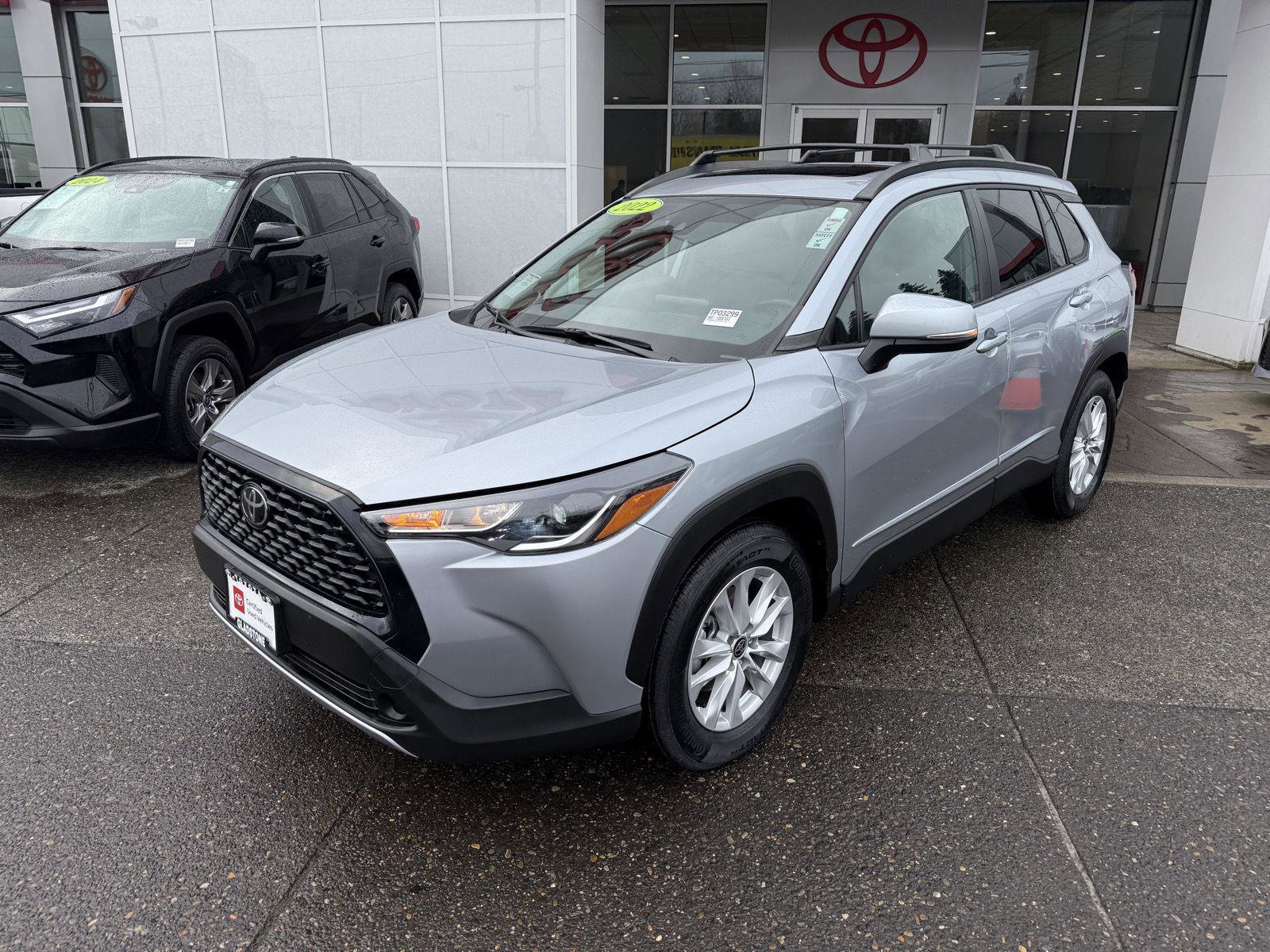 Certified 2022 Toyota Corolla Cross LE w/ Moonroof Package image 2