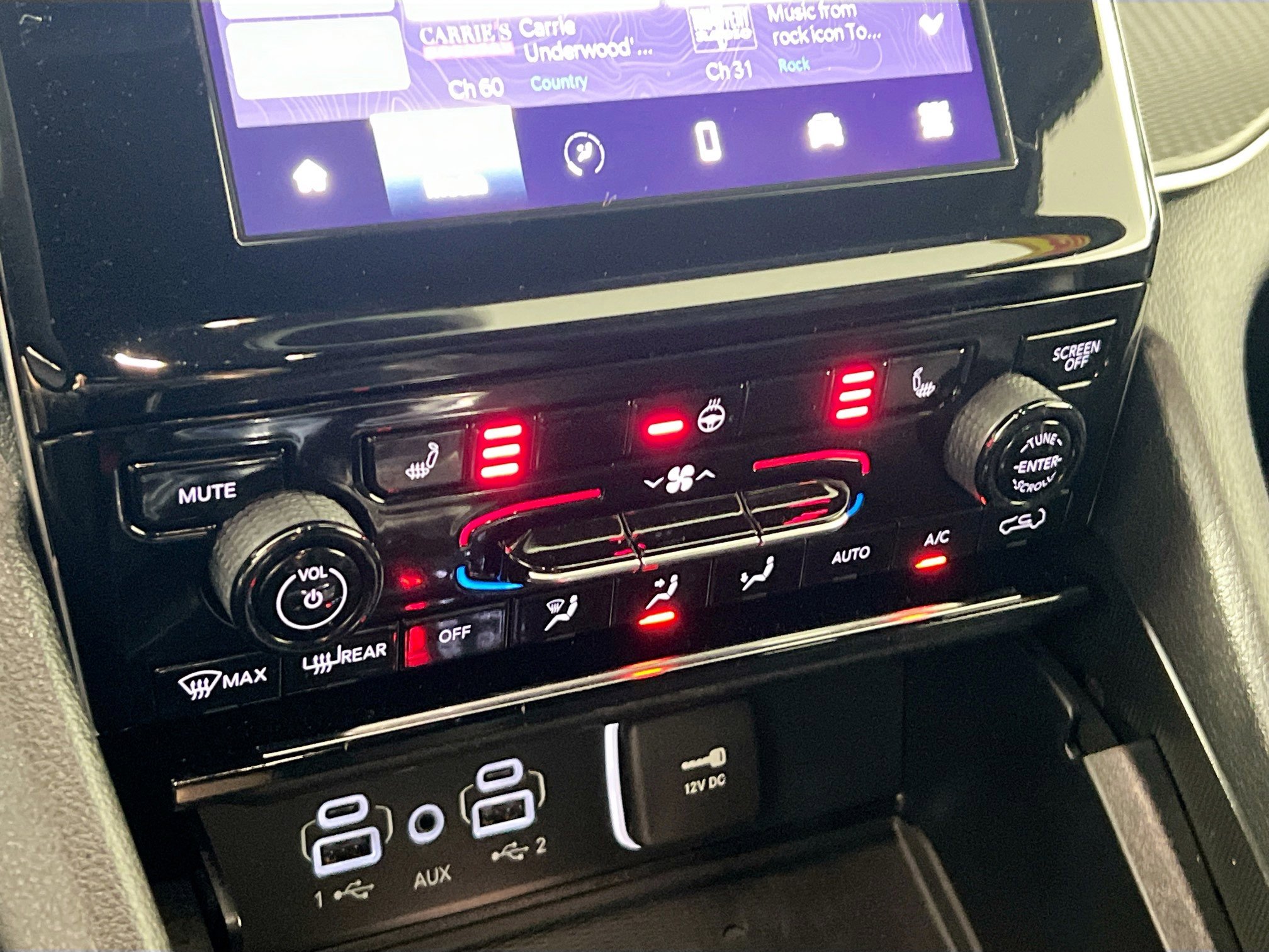 Used 2024 Jeep Grand Cherokee Altitude image 27