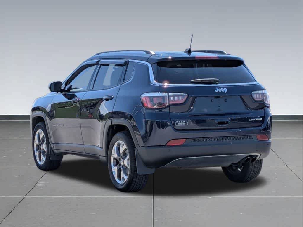 Used 2018 Jeep Compass Limited w/ Navigation Group FWD image 3