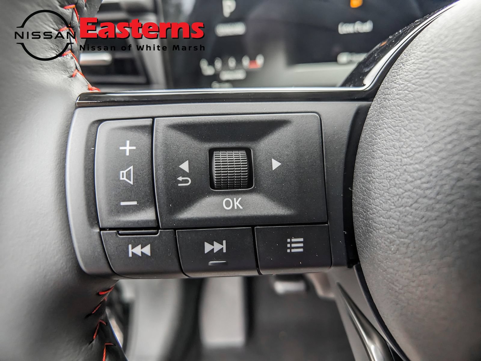 New 2026 Nissan Kicks SR w/ Cold Weather Package AWD/4WD image 17