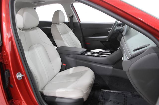 Used 2020 Hyundai Sonata SEL w/ Premium + Sunroof Package FWD image 16