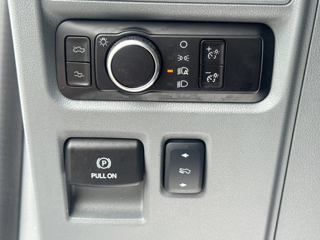 Used 2025 Ford F150 Lightning Flash AWD/4WD image 32
