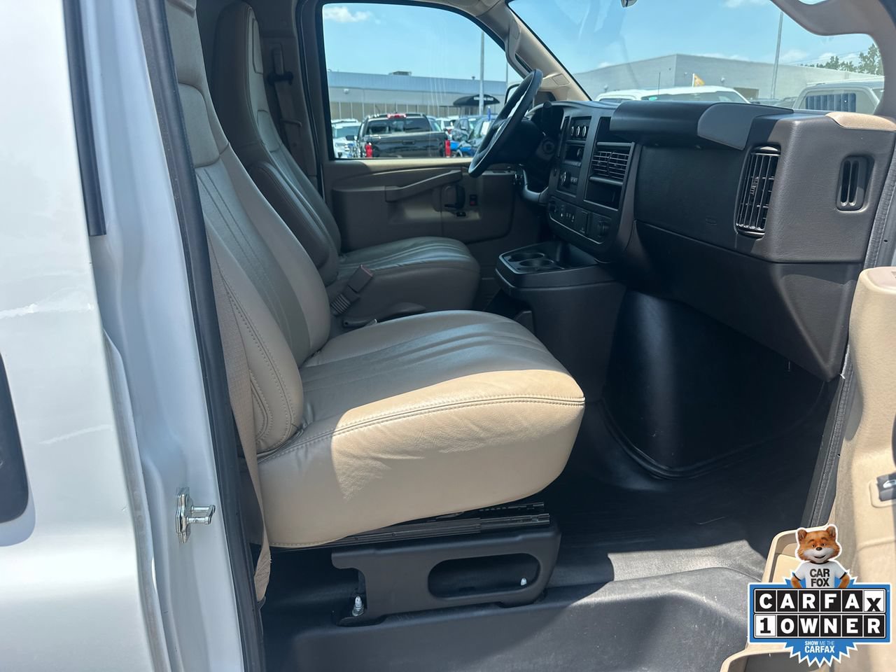 Used 2025 Chevrolet Express 2500 w/ Driver Convenience Package RWD image 13