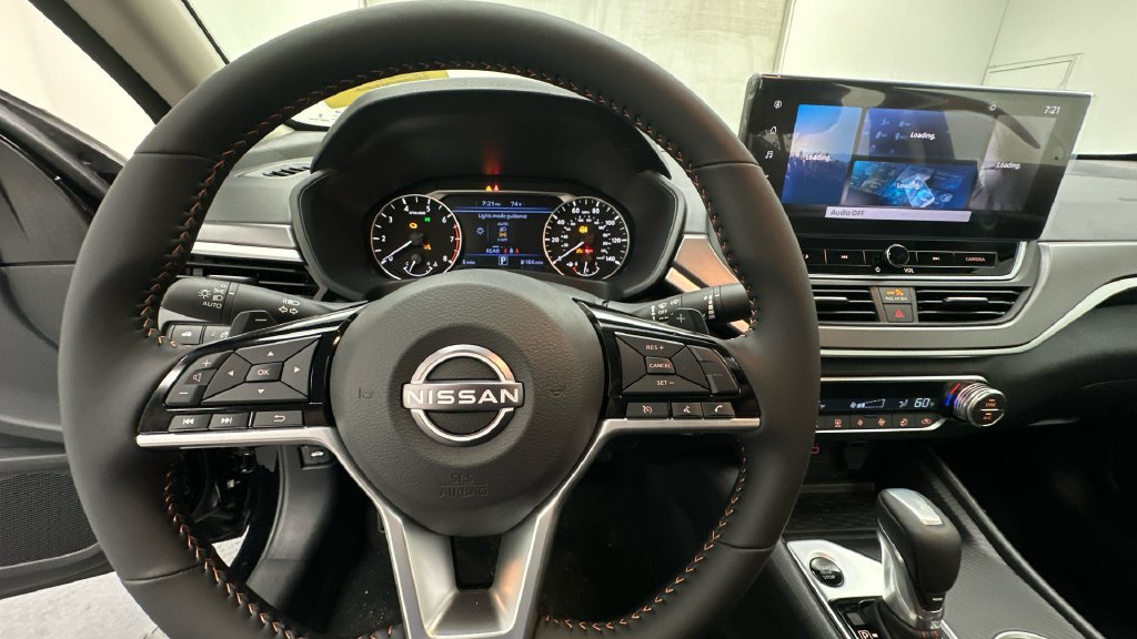 New 2027 Nissan Altima 2.5 SR AWD/4WD image 15