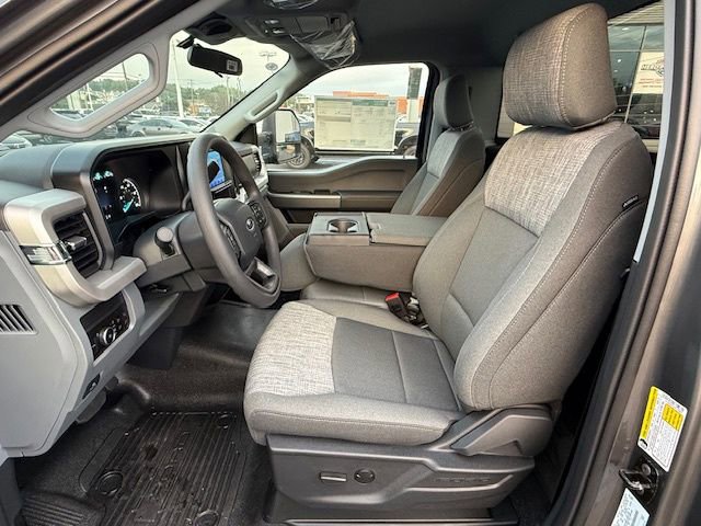 New 2026 Ford F450 XLT w/ 360-Degree Camera Package image 15