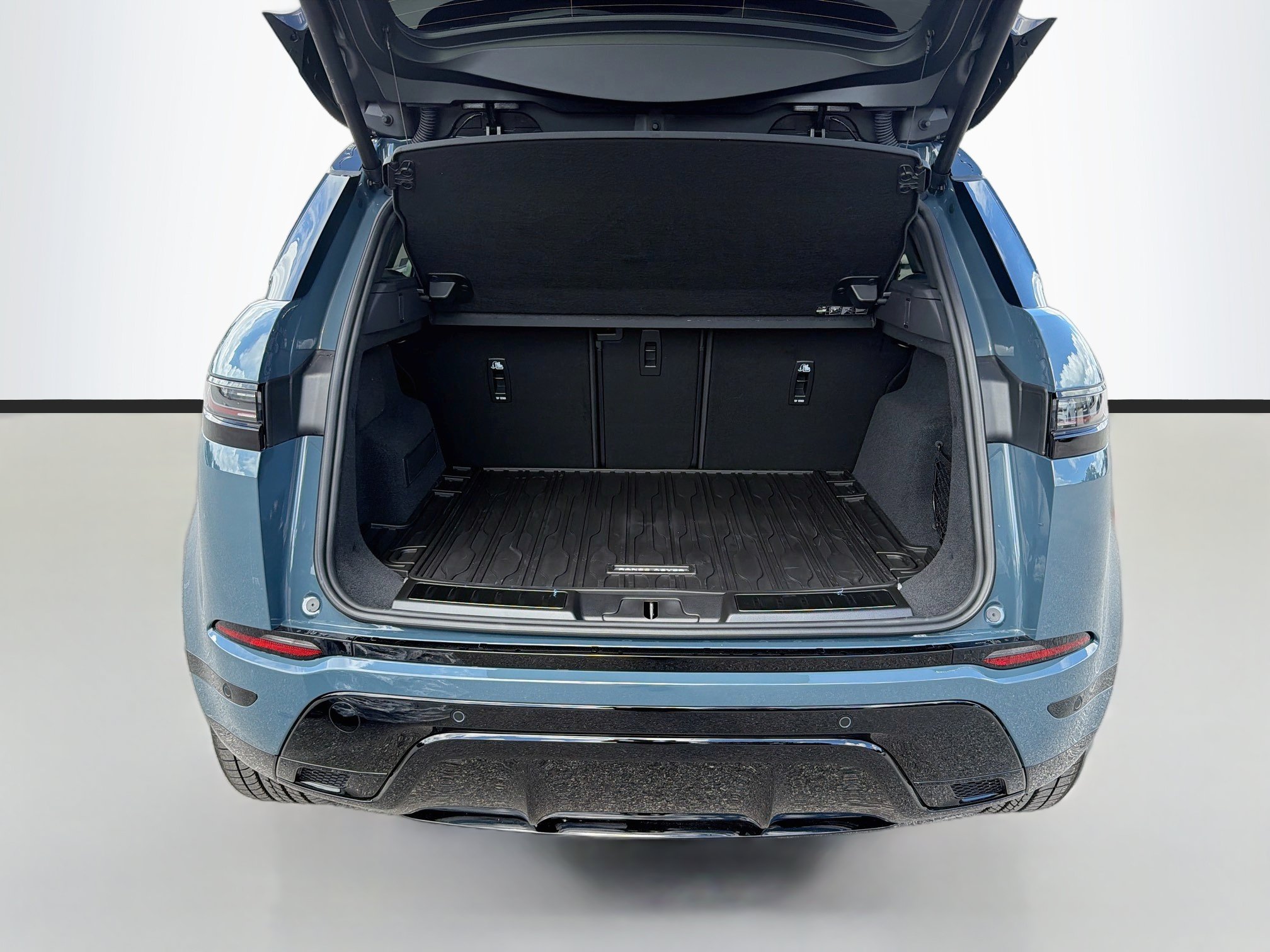 New 2026 Land Rover Range Rover Evoque Hoxton AWD/4WD image 12